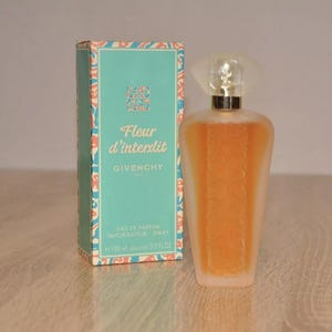 ジバンシィ フルール ダンテルディ プール ファム 50 ml または