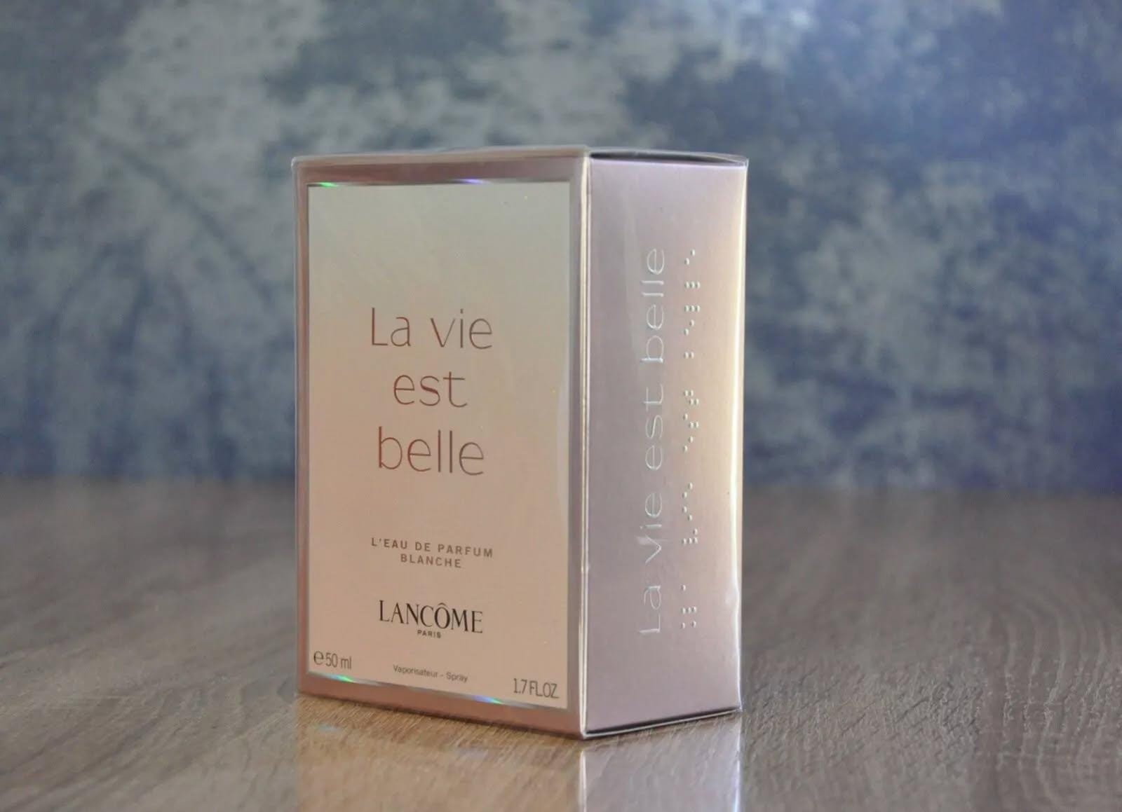 ランコム ラ ヴィ エスト ベル ロー ドゥ パルファム ブランシュ 50ml