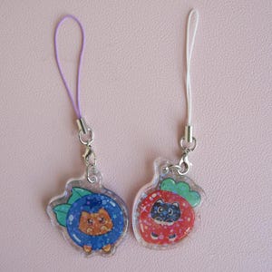 Zwart en oranje kattenpaar telefoonbedels | Bijpassende acrylsleutelhangers | Verjaardagscadeau voor stellen | Speciaal cadeau | Telefoonbedel Berry Cats