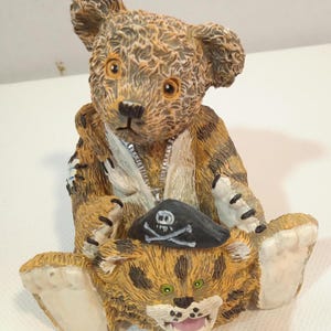 Enfeite de urso de pelúcia, “Jack”, fantasiado de tigre, série “Postcards from Anderby Creek”, item de colecionador