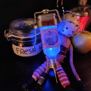 Bioshock 2 EVE Hypo ライトアップレプリカ イヴ NECA Bioshock 2 Eve Hypo Light-up Replica 2k for sale online