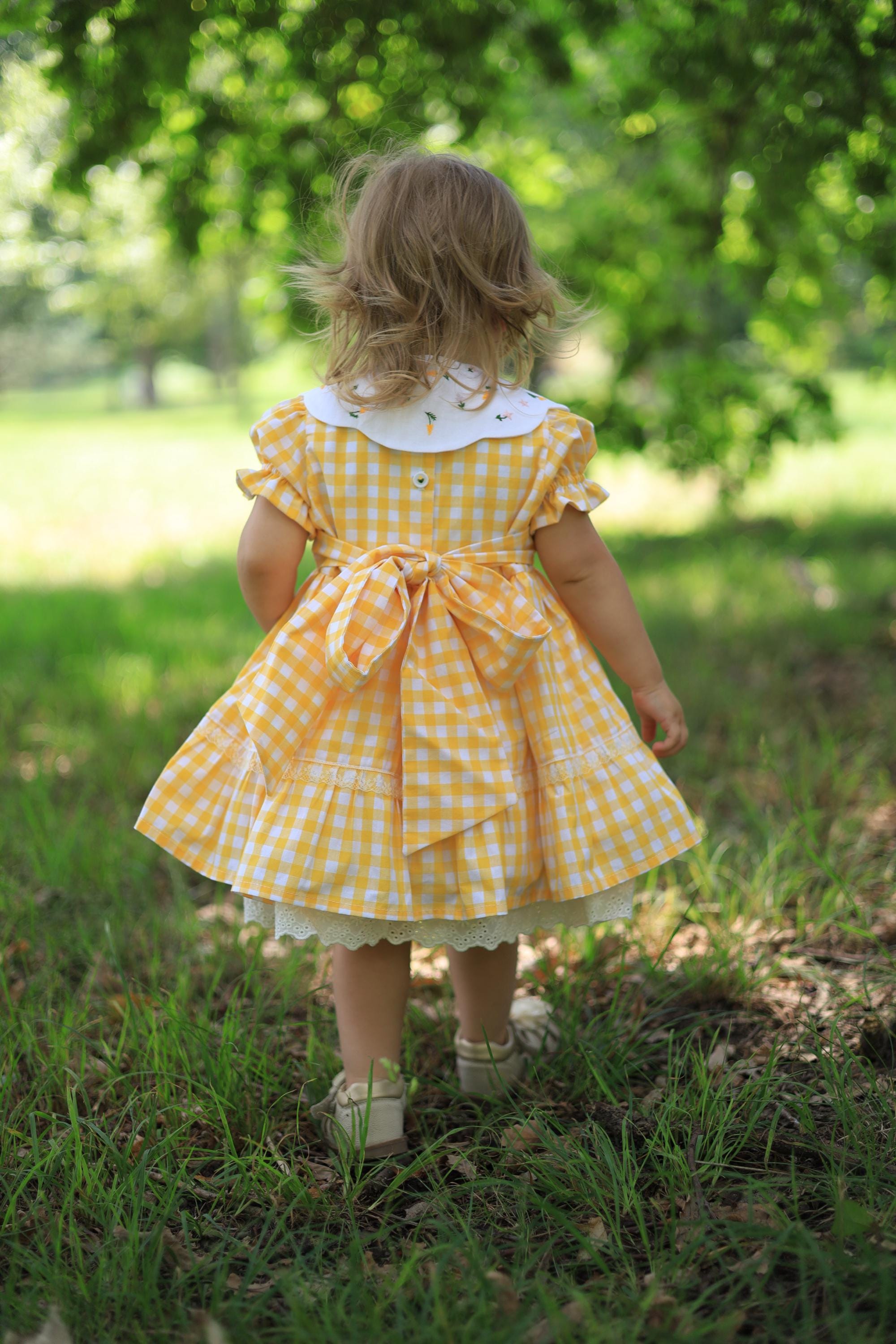 dress sneakers women 17 Transitional Dresses That Look Great With White Sneakers
