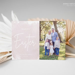 Carte photo de Pâques, carte de Joyeuses Pâques aux couleurs du printemps, modèle Canva modifiable versets bibliques, téléchargement et impression, envoi numérique