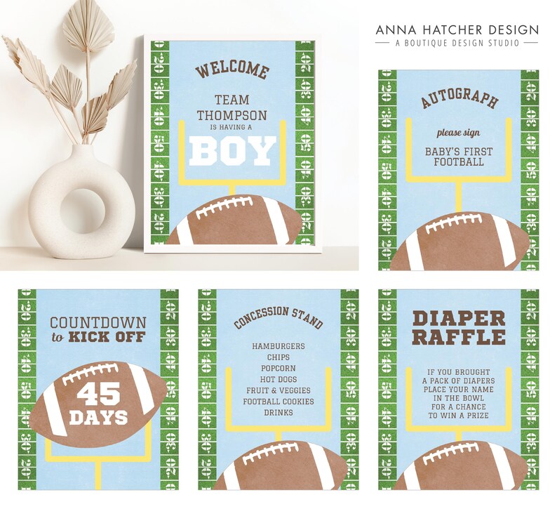 Może przedstawiać: Pięć drukowanych tabliczek na baby shower w stylu piłkarskim. Tabliczki są niebieskie i zielone z grafiką piłki nożnej i tekstem, kt&oacute;ry brzmi: "Witamy zesp&oacute;ł Thompson, kt&oacute;ry spodziewa się chłopca", "Odliczanie do rozpoczęcia 45 dni", "Stoisko z przekąskami", "Autograf Proszę podpisać pierwszą piłkę nożną dziecka" oraz "Loteria pieluszek Jeśli przyniosłeś paczkę pieluch, wpisz swoje imię do miski, aby mieć szansę na wygranie nagrody".