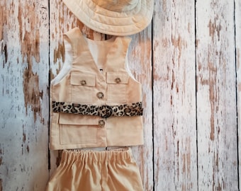 Customizable Boys Safari, SPECIFIC DATE ASK B4 Buy, Jungle Boy Outfit, Boy Wild Safari, Safari Khaki Shorts, Safari Birthday short set