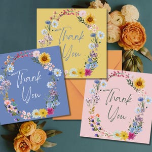 Plantilla de tarjeta de agradecimiento floral editable cuadrada de Canva con flores silvestres imprimible para toda ocasión, rústica, fiesta en el jardín, papelería digital, nota de agradecimiento