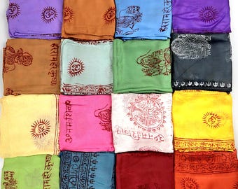 Sarong maxi coprispalle indiano copricapo copricostume stola cotone super leggero Om mantra divinità indù stola made in India 190 x 90 cm