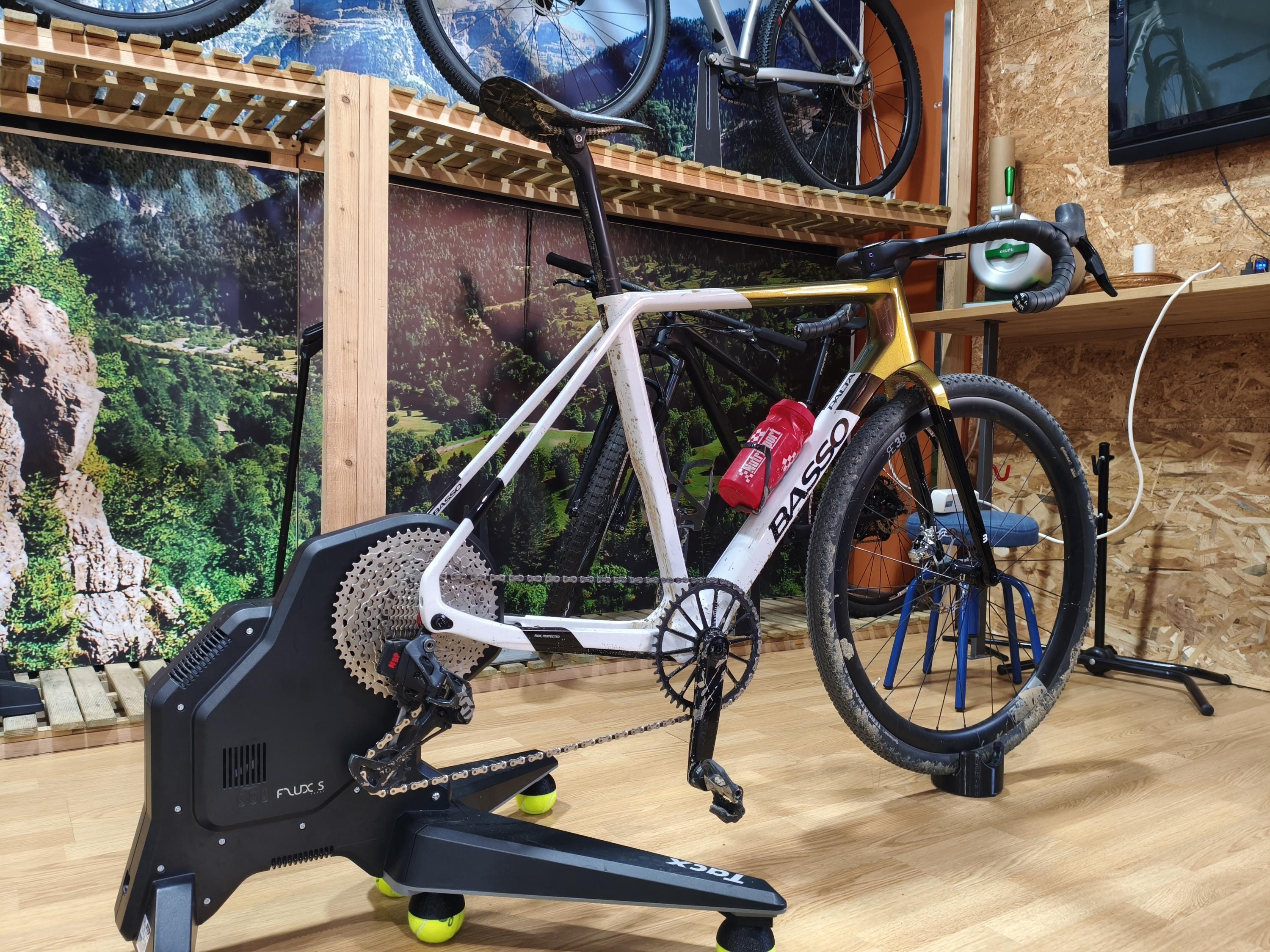 Tacx Flux S & 2 Tilting Feet - Etsy