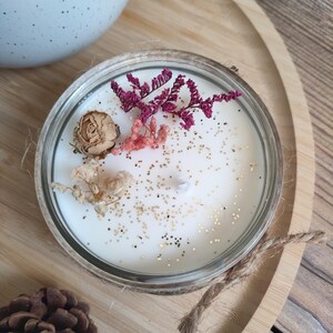 Scented candle