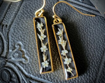 Real Botanical Earrings - Wild Grass and Queen Anne's Lace Vertical Bar Earrings - Nature Jewelry - Pressed Flower Jewelry