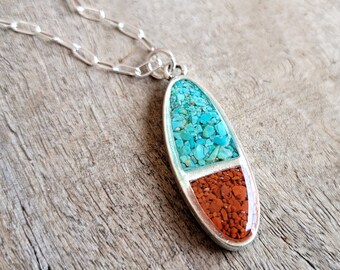 Crushed  Stone Inlay Necklace- Crushed Turquoise and Red Jasper Necklace - Silver Split Oval Necklace - Nature Jewelry