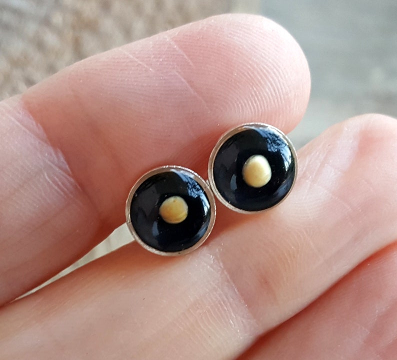 Mustard Seed Stud Earrings Dainty Silver and Black Studs Etsy