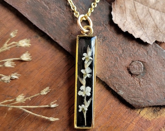 Real Botanical  Necklace - Wild Grass and Queen Anne's Lace - Small Vertical Gold Bar Necklace - Nature Jewelry - Pressed Flower Necklace