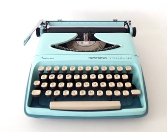 Beautiful Baby Blue Remington Streamliner, typewriter , Classic typewriter, vintage typewriter,