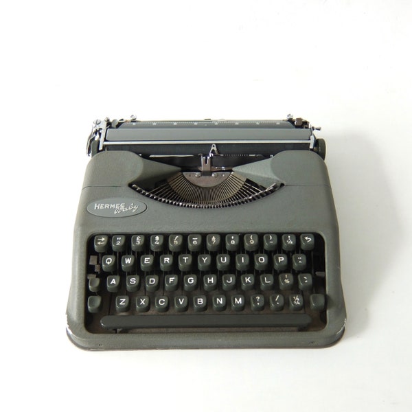 Sale!!! Hermes Baby classic typewriter. portable typewriter, Vintage typewriter,
