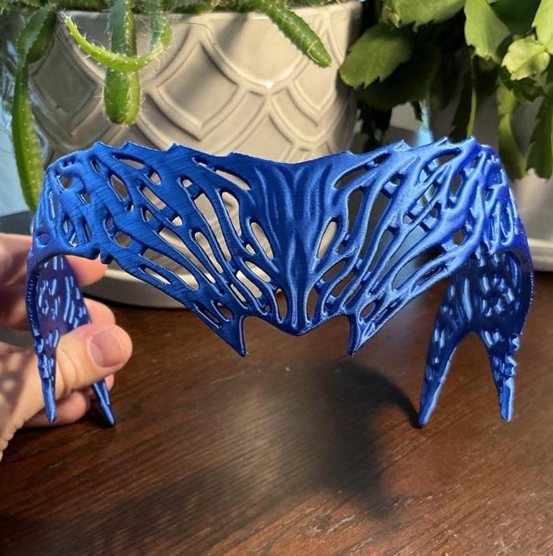 Wiccan's crown in Metallic Royal Blue