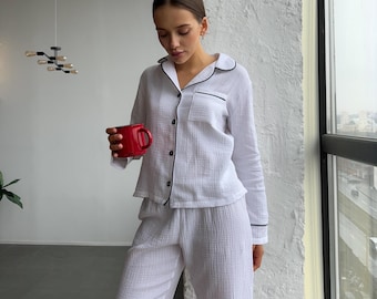 Bridal Pajama Set Muslin Getting Ready Pjs Bachelorette Party Pajama Soft Cotton Sleepwear Double Gauze Pants Shirt Set Gift for Her