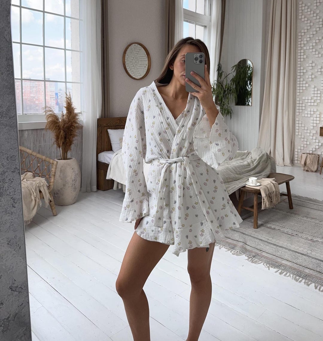 Cotton Ruffle Robe Bridal Short Robe With Long Sleeve Getting Ready ...