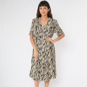 Vestido midi com estampa de zebra vintage dos anos 80, marrom, creme, estampa animal, abotoamento duplo, camisa, anos 80, Leslie Fay, linha A, 16, extra grande xl