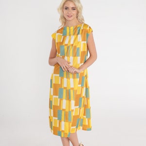 70s Mod Dress Yellow Midi Dress Geometric Checkered Rectangle Print Cap Sleeve A-Line Day Groovy Seventies Shift Vintage 1970s Medium M