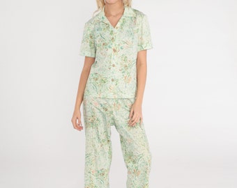 70s Outfit Two Piece Matching Set Pants Top Floral Tile Print Short Sleeve Button up Hippie Jumpsuit White Green Vintage 1970s Medium Large