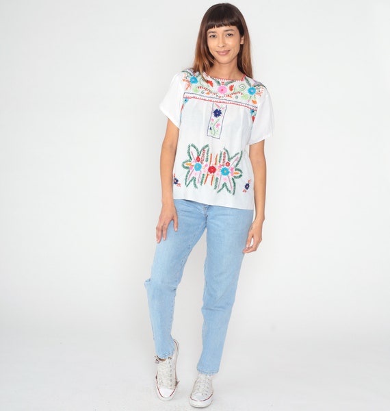 White Floral Blouse 90s Mexican Embroidered Top P… - image 3