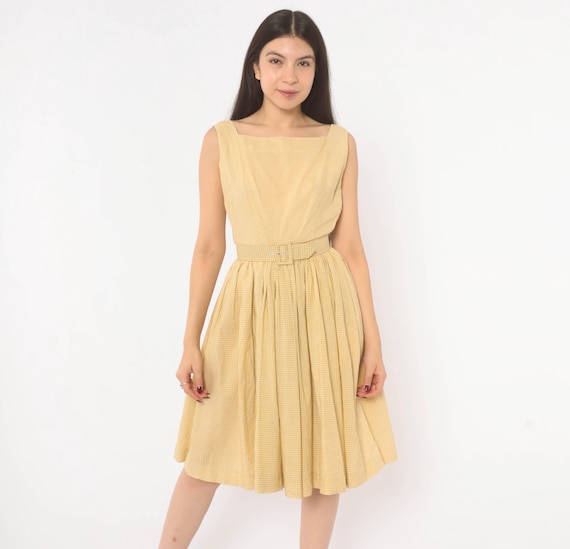 50s Gingham Sundress Yellow White Check Cotton Fit Flare Sleeveless Pleated Skirt Belt Buckle Waist Pin Up Swing Tan Vintage Extra Small XS