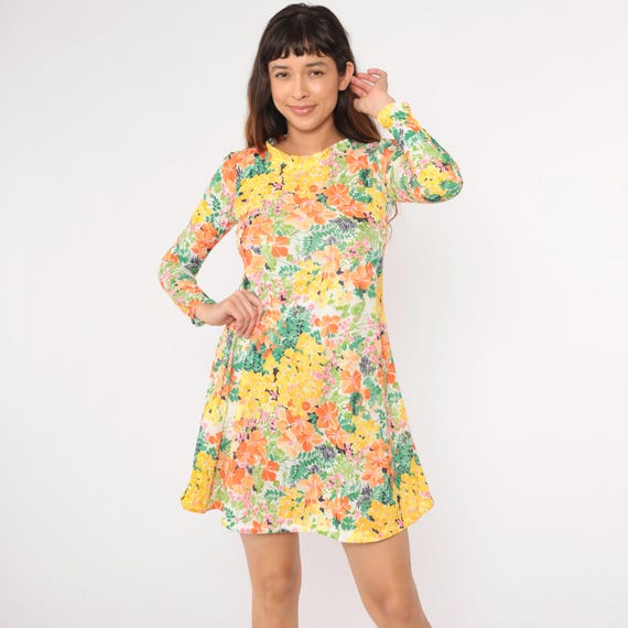 70s Floral Dress Bright Mod Dress Mini Hippie Dress 1970s A-Line Shift Boho 60s Twiggy Vintage Long Sleeve Bohemian Wildflower Print Small