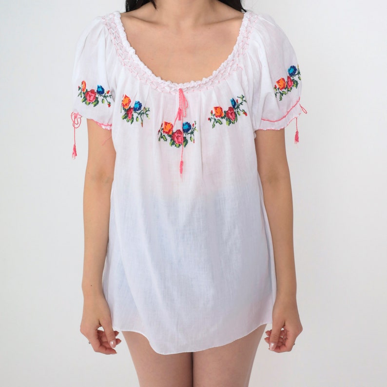 Chemisier mexicain blanc des années 80 brodé floral haut paysan hippie tunique gaze de coton manches bouffantes Boho floral tente chemise vintage moyen M image 6