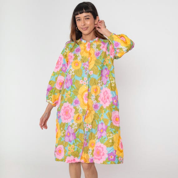Vintage 60s 70s Quilted Floral Housecoat Stella Faquin Robe Dressing Gown Pink Yellow Mod Button Up Boho Hippie 1970s Lounge Wear Large