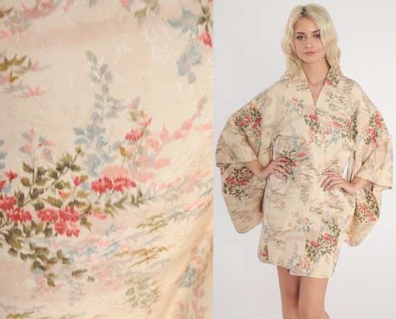 Metallic Floral Kimono 70s Lingerie Robe Cream Sparkly Asian Flower Print Open Front Mini Jacket Japanese Boho Vintage 1970s Small Medium