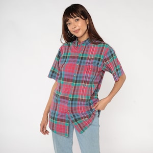 90s Plaid Shirt Button Up Shirt Pink Blue Green Checkered Print Short Sleeve Top Chest Pocket Collared Preppy Cotton Vintage 1990s Medium M