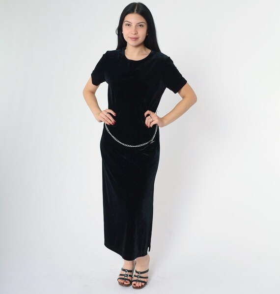 Vintage Black Velvet Dress 90s Midi Chain Belt Party Short Sleeve Shift Scoop Neck Side Slit Cocktail Gothic Witch Goth Medium 8 Petite