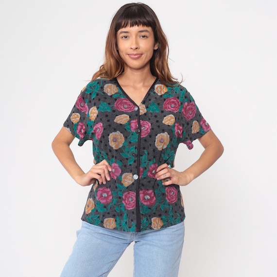 90s Floral Blouse Button Front Short Sleeve Velour Gray Pink Orange Green Flowers Vintage Top Relaxed Fit Spring Summer Feminine Medium M