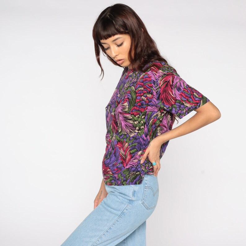 Feather Print Shirt Slouchy Purple Boho Top 80s Graphic Shirt Bohemian Hippie Shirt Retro Top 1980s Vintage T Shirt Medium image 4