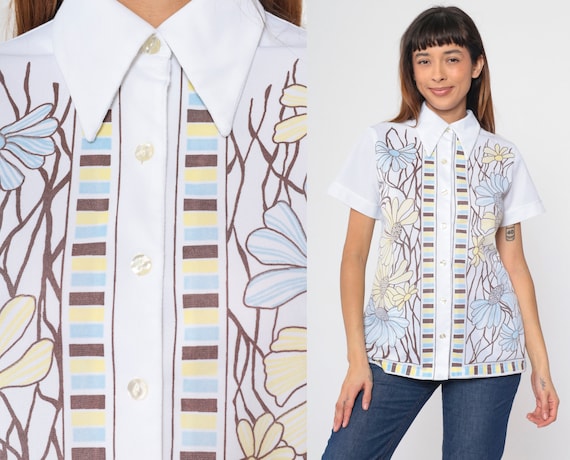70s Mod Floral Shirt Groovy Button Up Shirt White Bohemian Dagger Collar Boho Blouse 1970s Hippie Top Short Sleeve Pocket Vintage Small