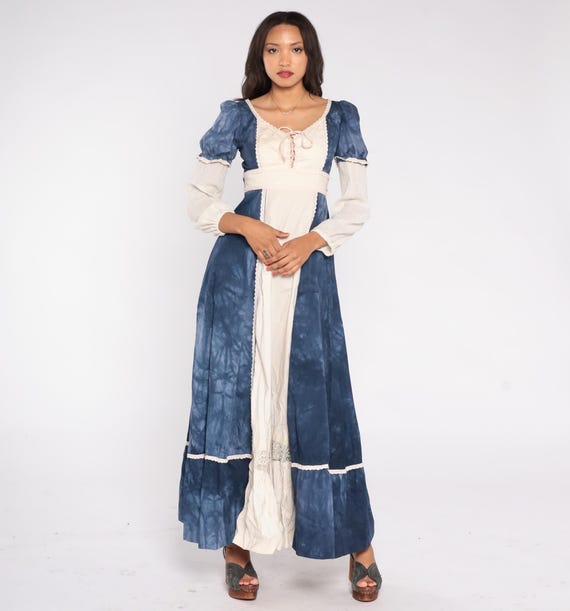 70s Prairie Dress Maxi Blue White Puff Sleeves Lace Medieval Revival Renaissance Festival Peasant Cottagecore Vintage Belle Costume Small S
