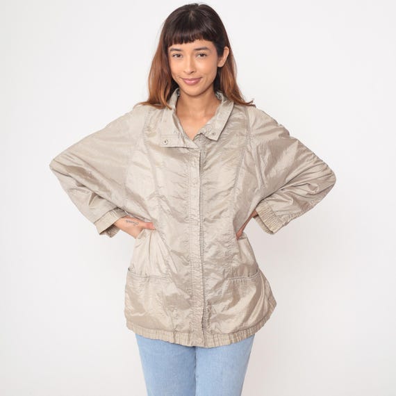 90s Beige Windbreaker Jacket Button Front Elastic Waist Collar Minimalist Normcore Tan Neutral Vintage Grandpacore Casual Coat Large L