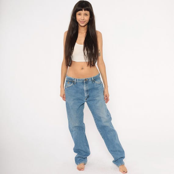 90s Wrangler Jeans Medium Wash Denim Straight Leg Blue Western Cowboy Work Wear Faded Light Relaxed Fit Vintage Trousers Pants 35 x 34