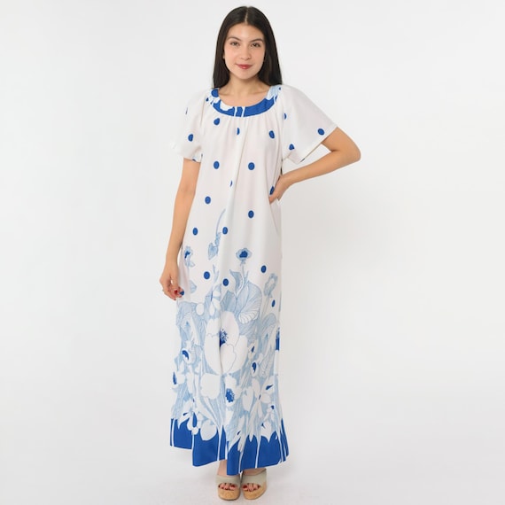 Vintage White Floral Caftan Dress 70s Graphic Blue Flower Print Maxi Flutter Sleeve 1970s Boho Loungewear Kaftan Polka Dot Print Medium M