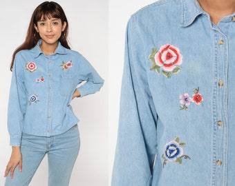 Geblümtes Jeanshemd 90er Jahre bestickt Jeanshemd Gartenarbeit Kragen Bluse Blau Top Langarm Blumengarten Vintage 1990er Jahre Medium M