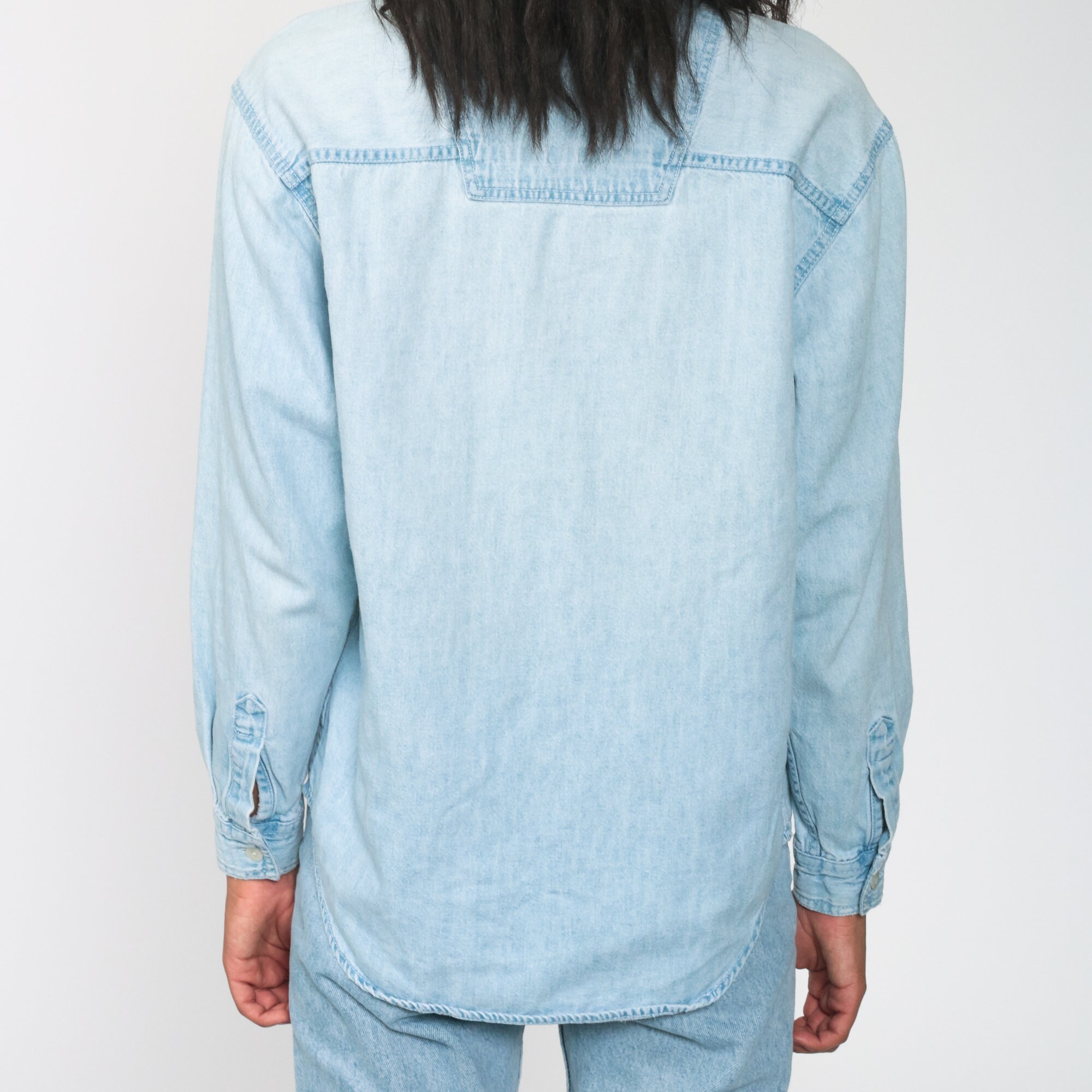 levi's light blue denim shirt