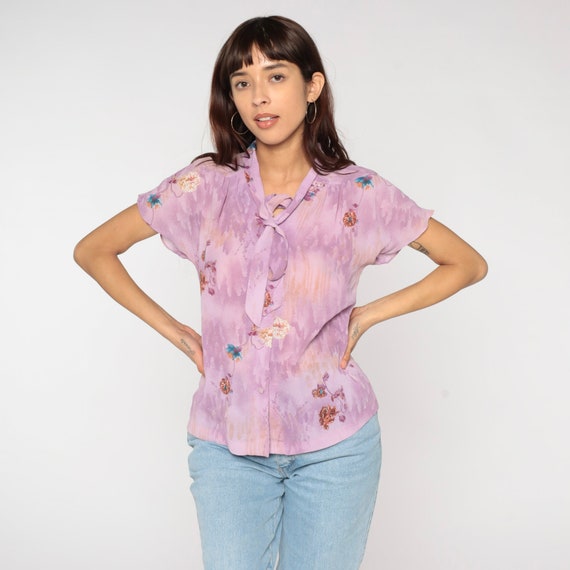 Floral Ascot Blouse 70s Neck Tie Shirt Purple Vintage Pussy Bow Secretary 1970s Button Up Boho Short Sleeve Bohemian Vintage Small S