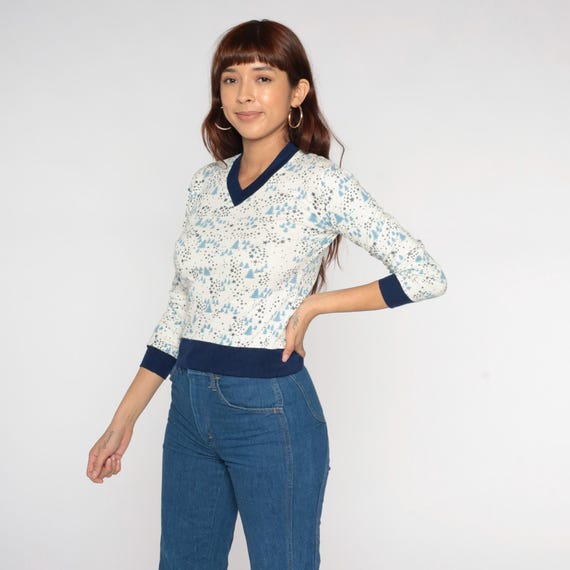 Christmas Tree Sweater 80s Ringer Stars Navy Trim V Neck Vintage White Cream Festive Winter Novelty Print Cropped Fit Cute Small S 4