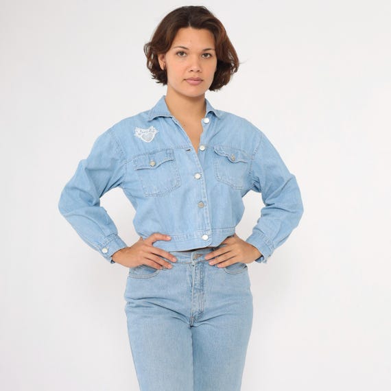 Vintage 90s Cropped Jean Shirt Light Wash Denim Crop Top Lace Heart Detail Shacket Y2K Button Up Top Vintage 1990s Long Sleeve Blue Small
