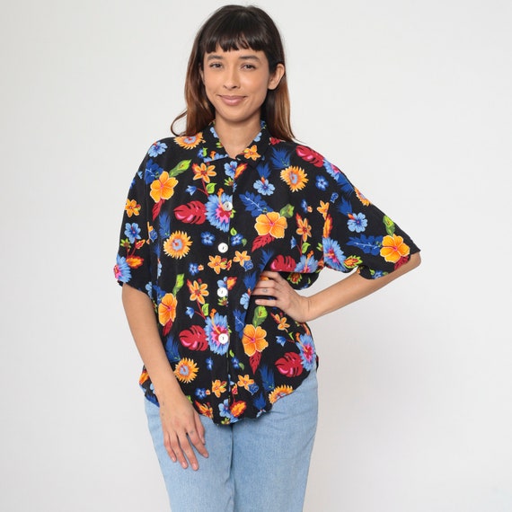 Tropical Floral Top 90s Black Rayon Hawaiian Hibiscus Button Up Blouse Surfer Vacation Shirt Short Sleeve Retro Vintage 1990s Extra Large xl