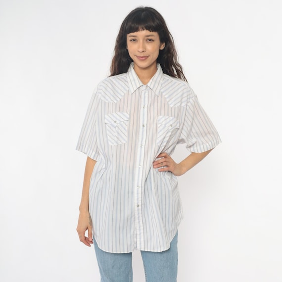 Western Striped Shirt 90s Snap Button Boyfriend Two Pocket Collared White Blue Tan Country Cowboy Ely Cattleman Rodeo Vintage Extra Large XL