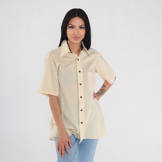 Cream Button Up Shirt 70s Dagger Collar Shirt Semi-Sheer Retro Preppy Collared Short Sleeve Basic Seventies Vintage 1970s Mens 15 1/2 Medium