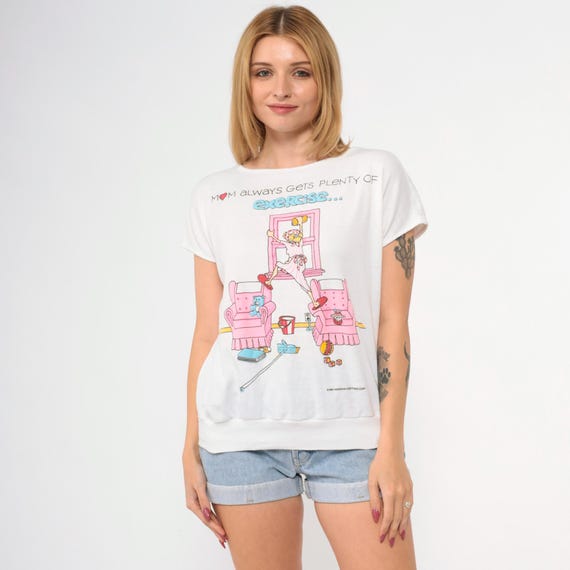 Vintage 80s Mom Graphic T-Shirt 1988 American Greetings Funny Cleaning Cartoon Tee White Short Sleeve Housewife Humor Slouchy Top Medium M