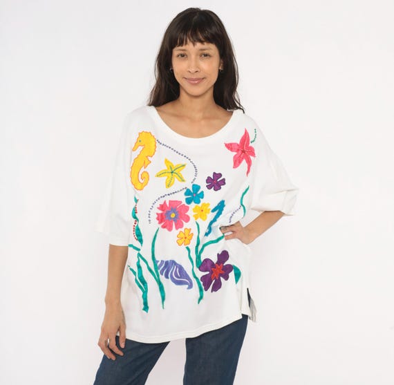90s Ocean Theme Tee Seahorse Shirt Rhinestone Beaded Starfish Floral Embellished Colorful Tropical Sea Life White Boxy Top Extra Large XL